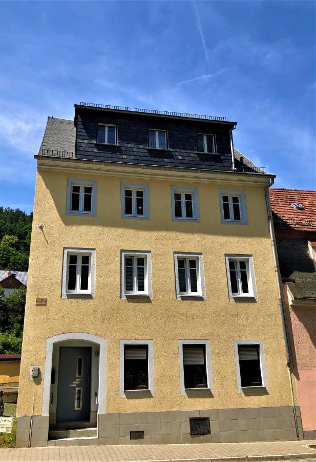 Sandstein-Ferien, Kamin, Fewo "Wanderfalke", Zentral & Ruhig, Terrasse, Saechs Schweiz Konigstein an der Elbe Bagian luar foto